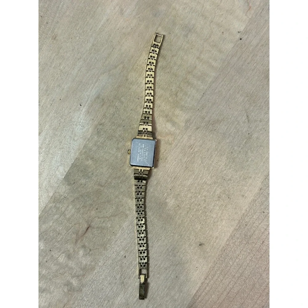 Vintage Citizen Quartz Rectangle Gold Tone Women's Watch‎ UNTESTED